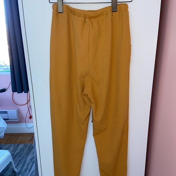 Sabo Skirt Ribbed Jogger Set || Mustard Yellow - Picture 9 of 13